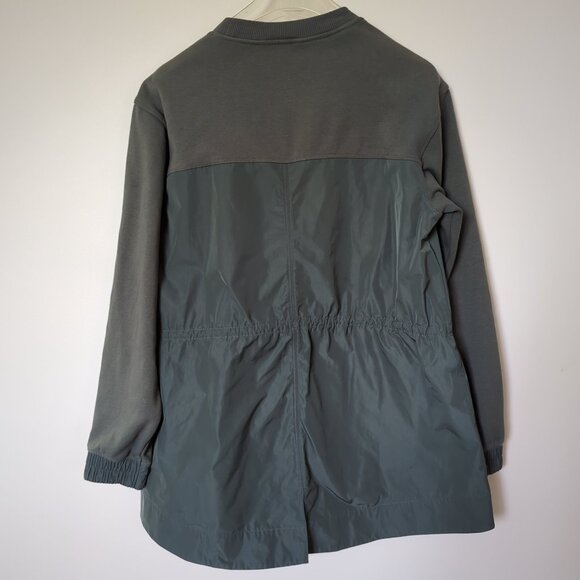 Athleta Triumph Crewneck Sweatshirt in Bali Green, Size XS - Picture 3 of 10